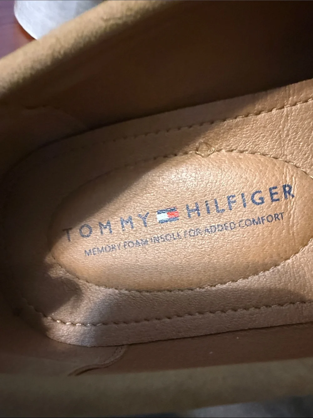 Tommy Hilfiger Sector Two-Tone Suede Penny Loafers - Tan & Cream Sz 9.5